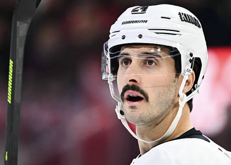 Phillip Danault retiré de la formation : ça bouge à Montréal