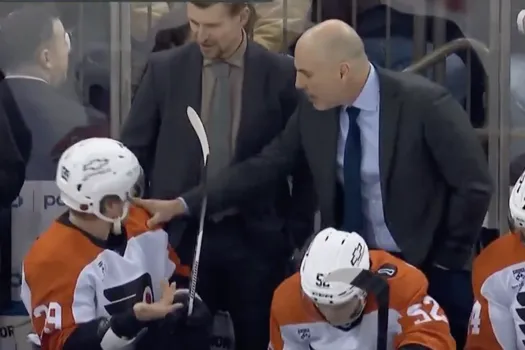 Altercation verbale entre Matvei Michkov et Rick Tocchet: Montréal soulagé