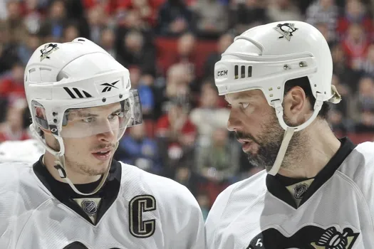 Bill Guérin prêt à détruire le rêve de Montréal : Sidney Crosby aux côtés de son vieil ami