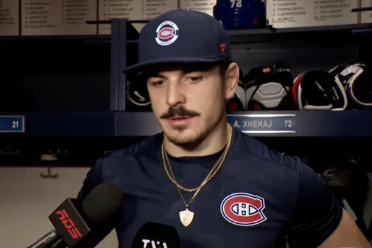 Frissons dans la chambre: Arber Xhekaj donne une entrevue à coeur ouvert