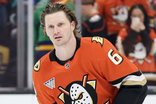 Le Journal de Montréal dérape : tentative gênante de salir Jacob Trouba