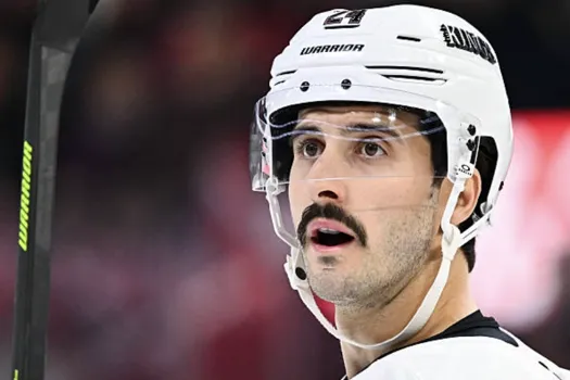 Phillip Danault retiré de la formation : ça bouge à Montréal