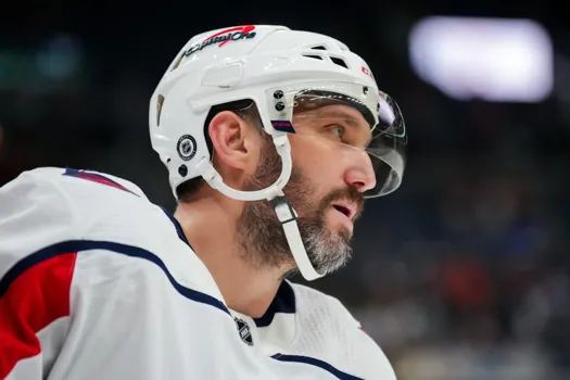 Alex Ovechkin détruit à Paris: un tremblement sans précédent