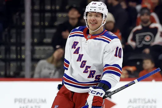 Coup de circuit à New York: les offres déposées pour Artemi Panarin sont dévoilées