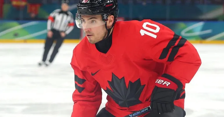 Coup de circuit pour Nick Suzuki: les journalistes en colère