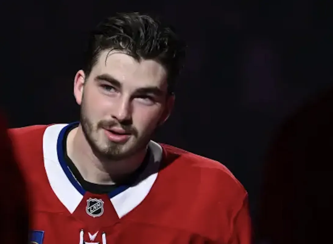 Départ de Kirby Dach: la tempête commence