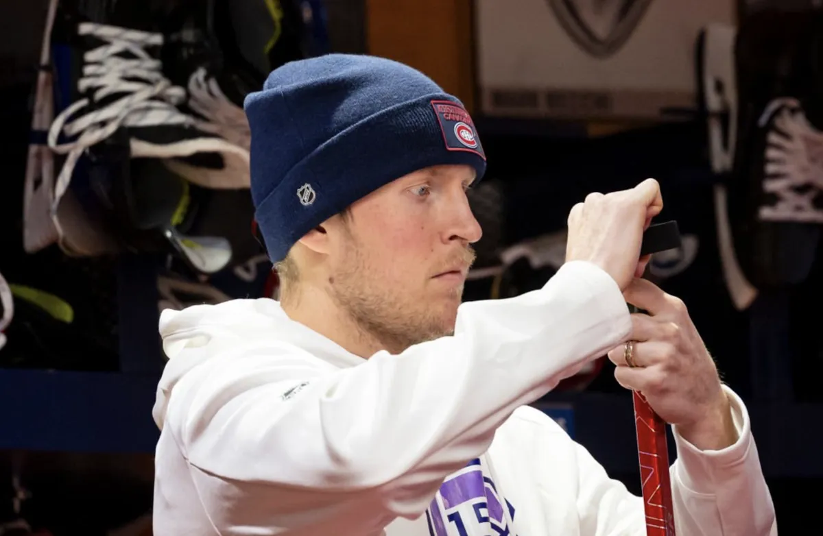 Honte publique à Brossard: Patrik Laine envoyé comme défenseur