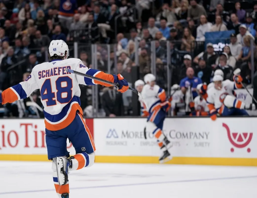 Samuel Montembeault s'effondre: Patrick Roy rit aux larmes