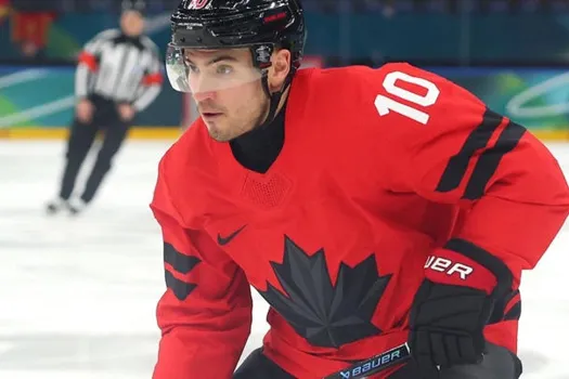 Coup de circuit pour Nick Suzuki: les journalistes en colère