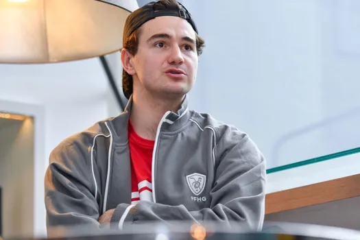 Honte à Alexandre Texier: il abandonne son équipe