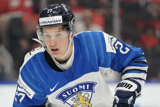 Honte sportive: Oliver Kapanen remet son coach à sa place