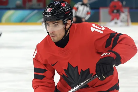 Nick Suzuki traité de mou: La Poche Bleue sans pitié