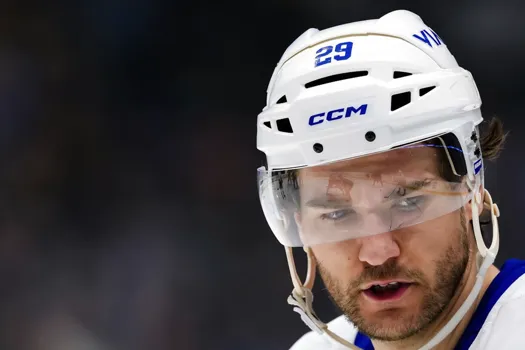 Nos pensées accompagnent Jonathan Drouin et sa famille