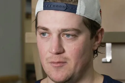 Surprise au Centre Bell: Martin St-Louis ne respecte pas Jakub Dobeš