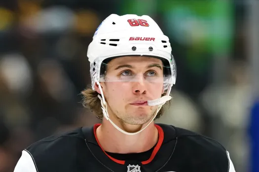 Trahison chez les Devils : Jack Hughes fissure le vestiaire