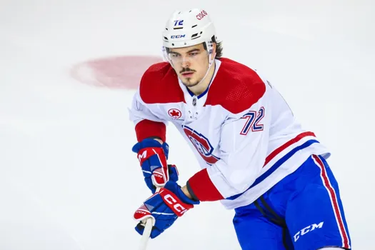 Triste scène au banc: Arber Xhekaj va quitter le Canadien de Montréal