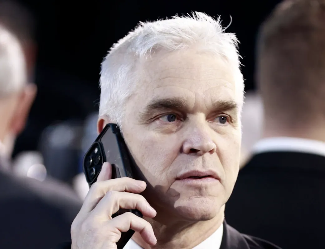 Cauchemar pour Luc Robitaille: ça sent la fin pour le président des Kings