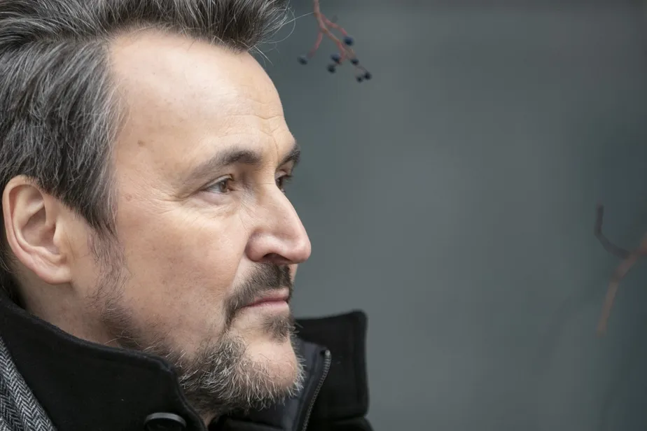 Honte à Guy A. Lepage: il saute une coche à Radio-Canada