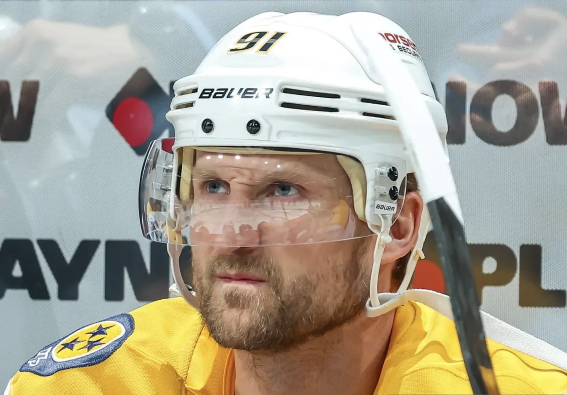 Honte à la LNH : Steven Stamkos bénéficie d’un passe-droit gênant