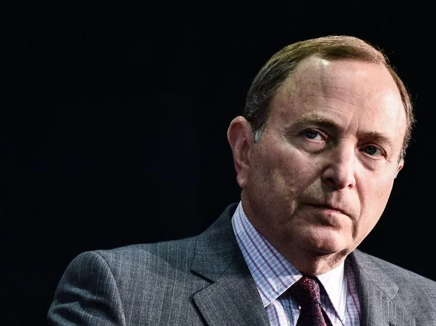 Maladie grave: nos pensées accompagnent Gary Bettman et sa famille