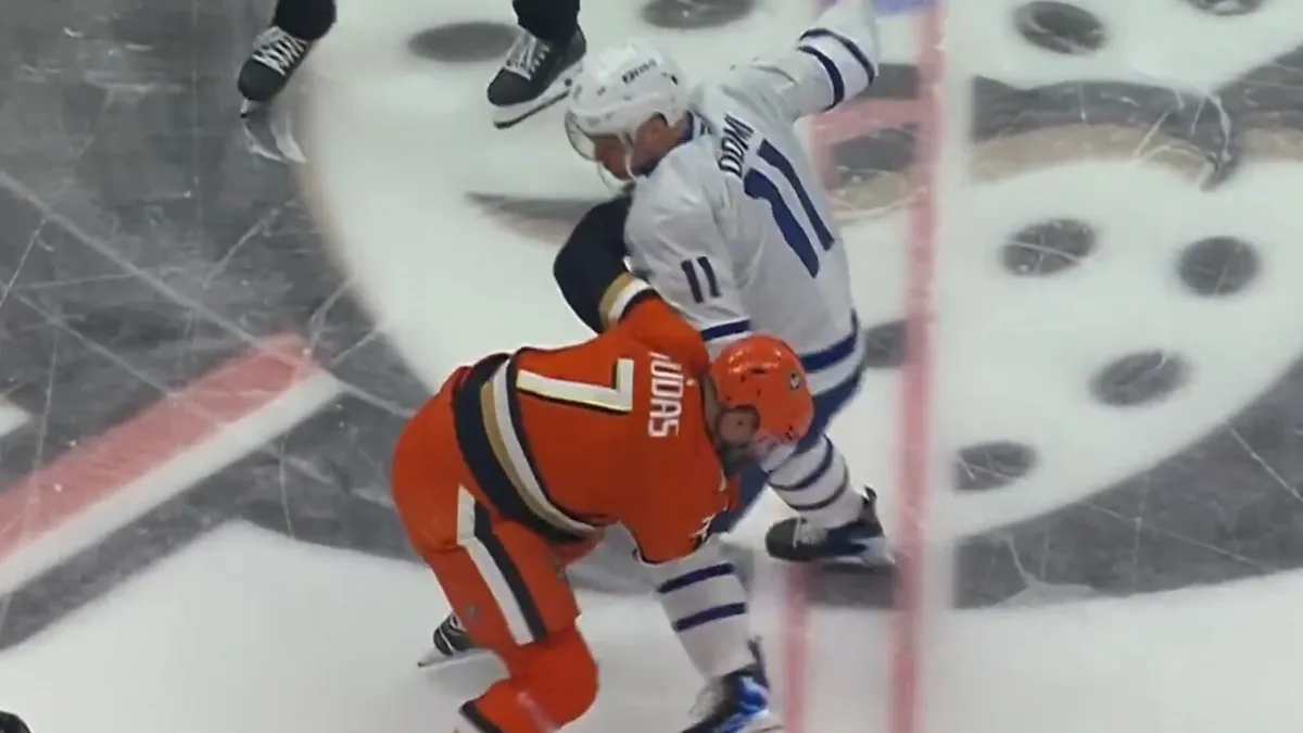 Revanche violente: Max Domi corrige Radko Gudas