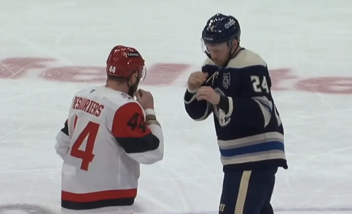 Violent combat québécois : Nicolas Deslauriers et Mathieu Olivier règlent ça à l’ancienne