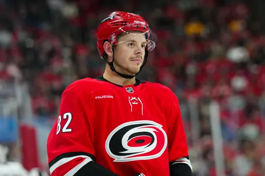 Affront public: l'organisation du Canadien remercie Jesperi Kotkaniemi