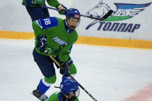 Alexander Zharovsky fait exploser les séries : ce choix du Canadien commence à faire paniquer