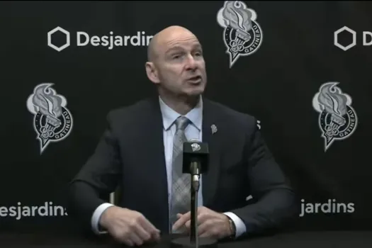 “C’est Jésus ou quoi?” : Serge Beausoleil explose après la “résurrection” d’un joueur des Remparts