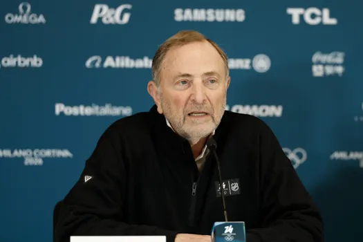 Gary Bettman explose : perte de contrôle totale en pleine réunion