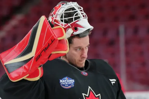 Jordan Binnington à Montréal: Pierre Lebrun enflamme le Québec