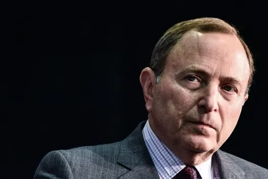 Maladie grave: nos pensées accompagnent Gary Bettman et sa famille