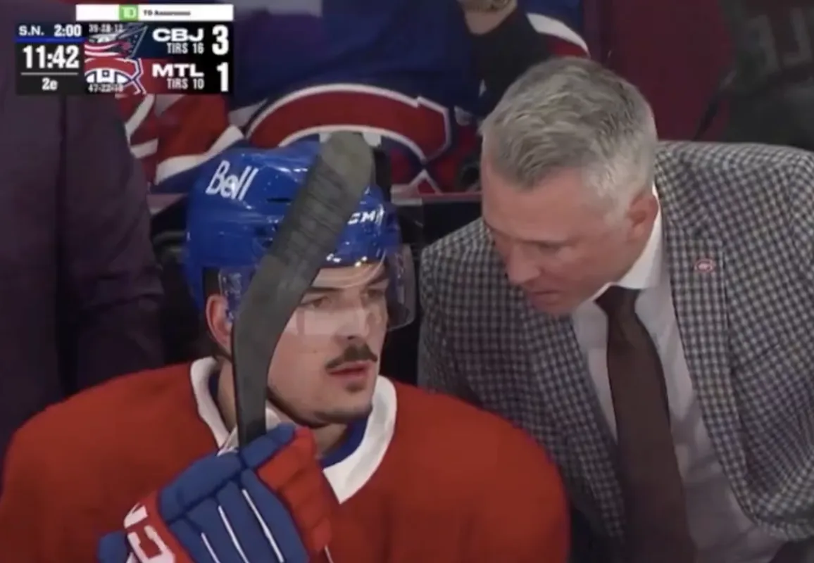 Altercation verbale: Martin St-Louis ramasse Arber Xhekaj