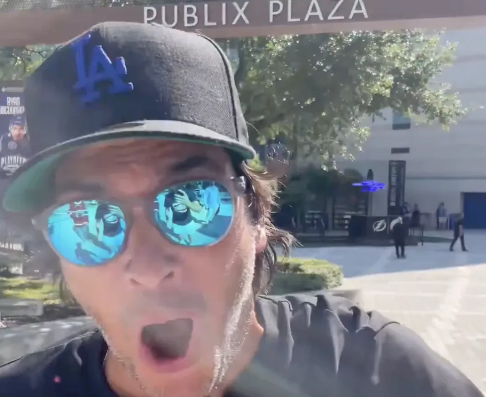 Attaqué par les fans du CH: José Théodore réagit