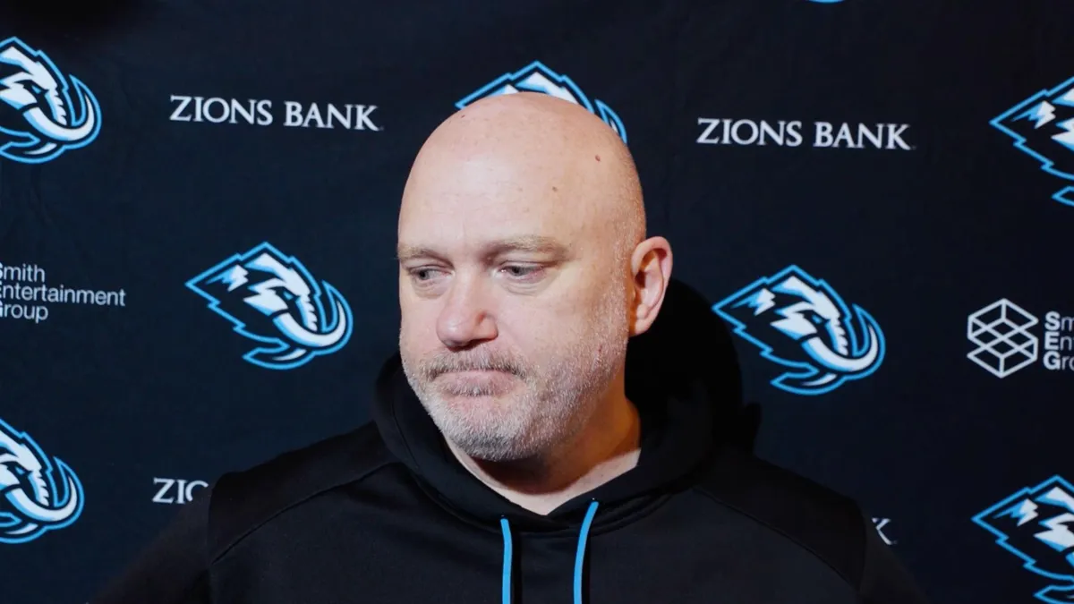 Congédiement d'André Tourigny: la porte de sortie s'ouvre