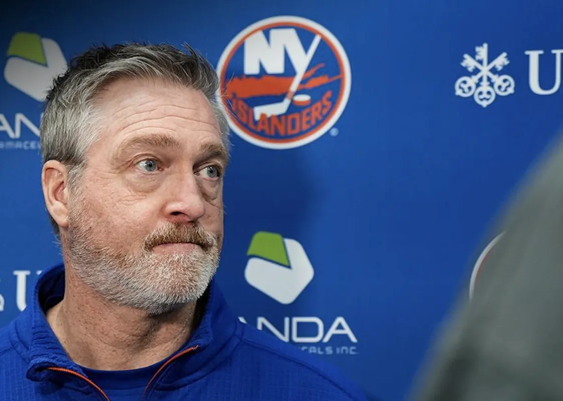 Congédiement de Patrick Roy: Mathieu Darche le trahit