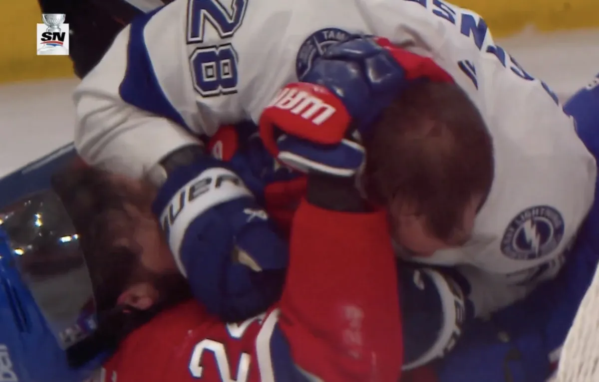 Coup de coude à la UFC: le vestiaire des Canadiens outré