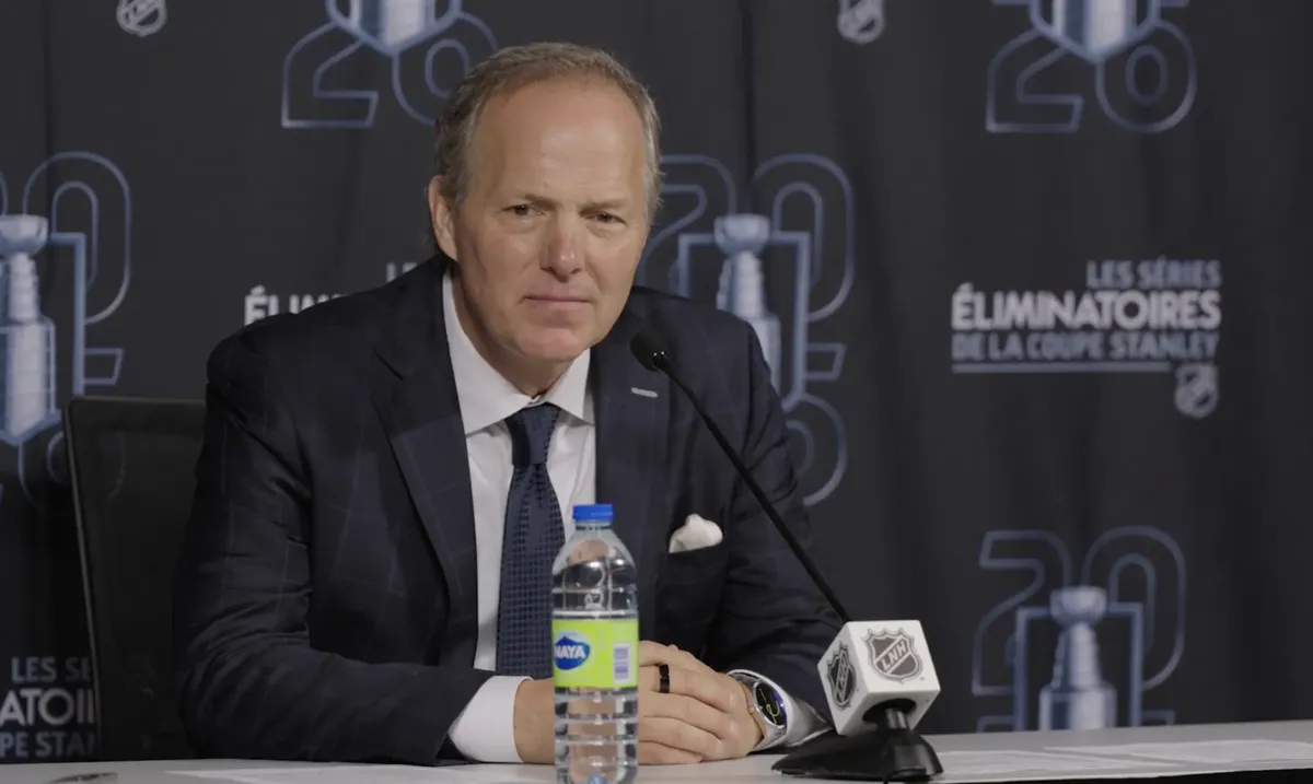 Jon Cooper change son alignement : un geste qui sent la panique totale