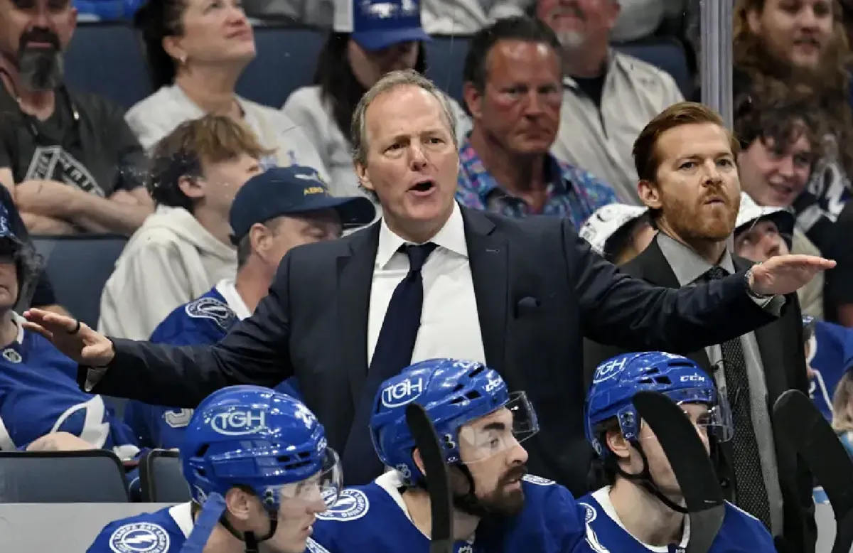 Jon Cooper voit rouge à l'entraînement: la guerre est déclarée à Montréal