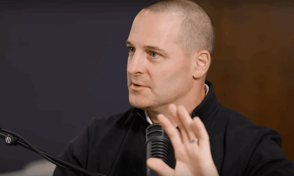 L'entrevue de Mathieu Darche tourne mal