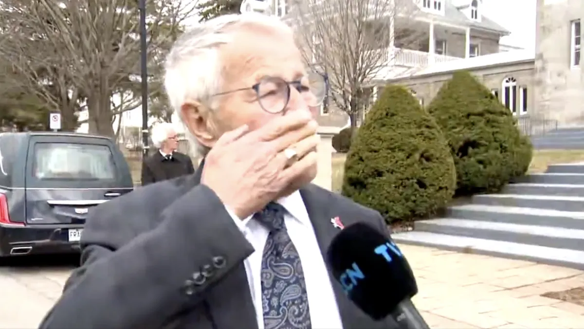 Michel Bergeron craque en direct : « C’est encore trop triste »