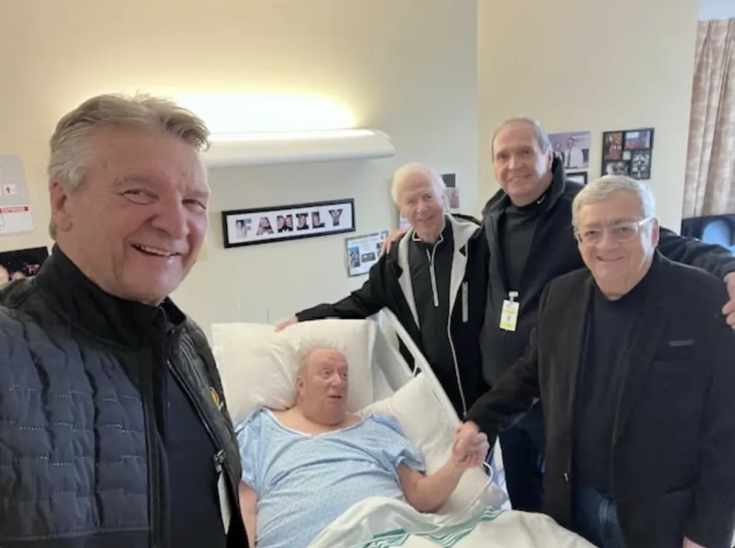 Pensées et prières pour Jacques Demers: sur son lit d'hôpital