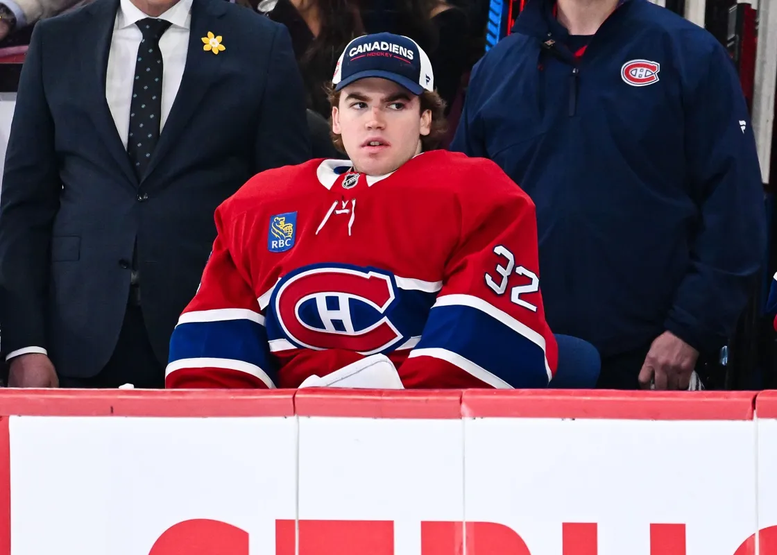 Peur sur le banc: Jacob Fowler sème l’inquiétude