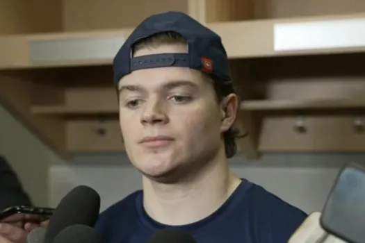 Ça tourne mal : Le Québec transforme le 50e but de Cole Caufield en cauchemar