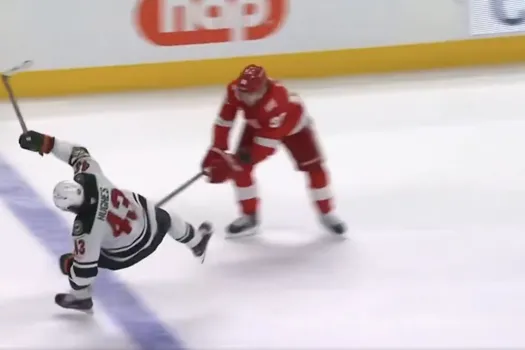 Catastrophe à Detroit : Patrick Kane commet l’erreur que personne ne lui pardonnera