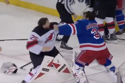 Combat de rue : Jacob Markstrom et Igor Shesterkin pètent les plombs en plein match