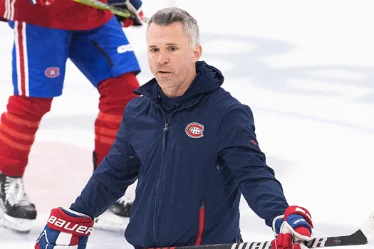 Entraînement étrange à Brossard: Martin St-Louis inquiète