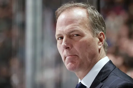 Propos inacceptables à Montréal: Jon Cooper est un perdant