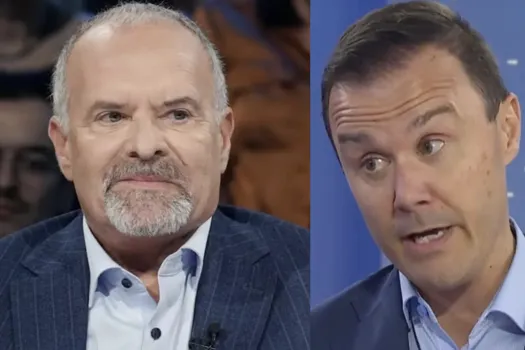 Sortie publique: Pierre Houde donne une leçon à Félix Séguin