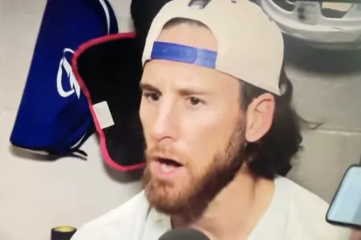 Trop gentils avec le vilain : les médias québécois s’écrasent devant Scott Sabourin